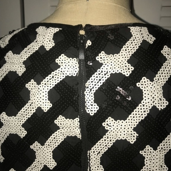 Sequined Sheath Dress - Picture 7 of 7